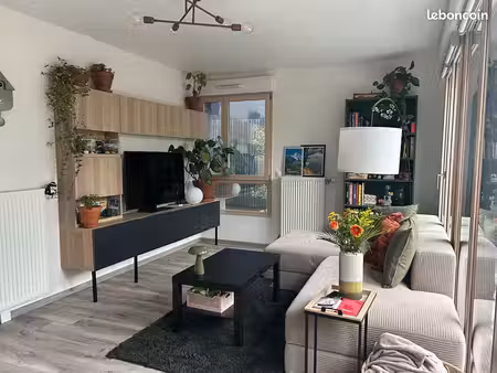 appartement 3 pièces 64 m²
