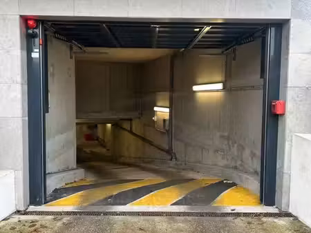 2 places de parking en s/sol