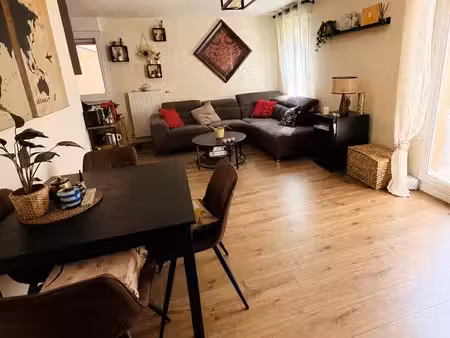 appartement 4 pièces 77 m²