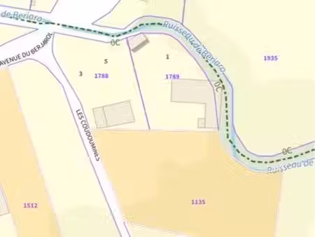 vends terrain constructible 2000 m² lesparrou