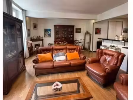 immeuble de 150 m2 à lavelanet