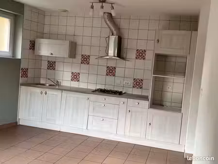 à louer t2 labastide d’anjou