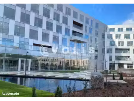 bureaux 383 m²