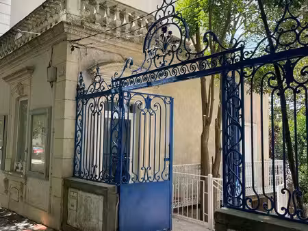 local commercial