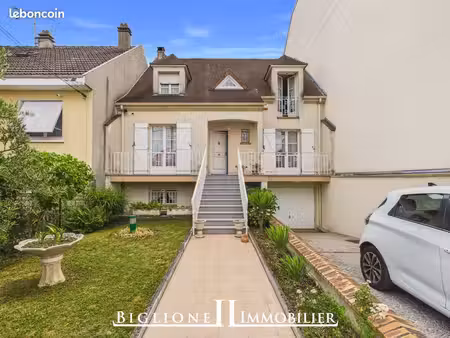 maison 6 pièces 128 m²