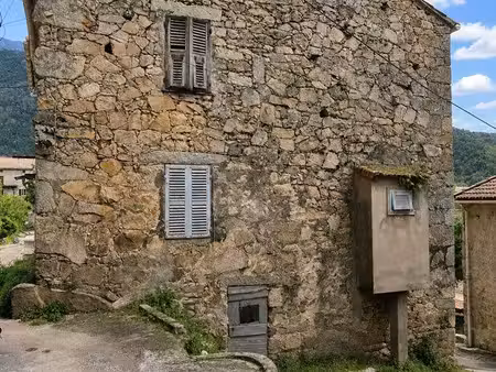 maison en pierre