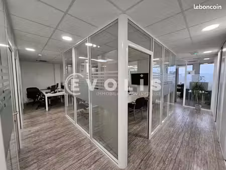 bureaux 220 m²