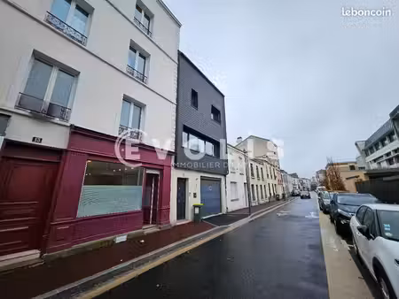 bureaux 90 m²