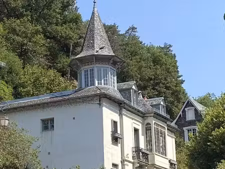 propriété 10 pièces 180 m²