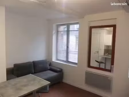 studio meublé