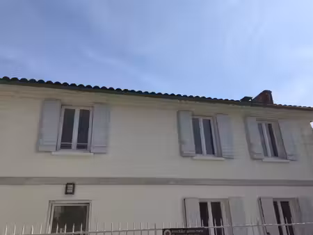 location appartement 3 pièces 55 m² à izon (33450)