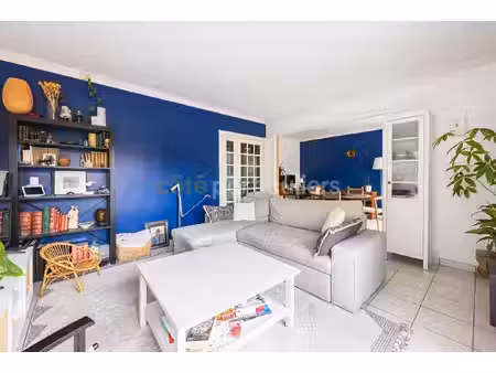 rezé -- saint-paul -- appartement t4 -- 76m2 -- 2 chambres -- balcon -- garage boxé -- cav