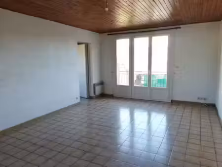 location appartement 3 pièces 78.11 m² à saint-ambroix (30500)  625 €
