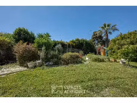 appartement avec jardin privatif à deux pas de la mer st laurent du var