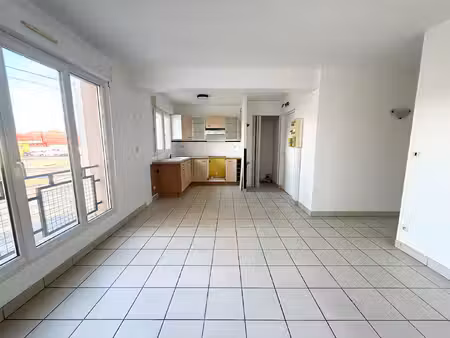appartement sainte genevieve des bois 2 pièce(s)