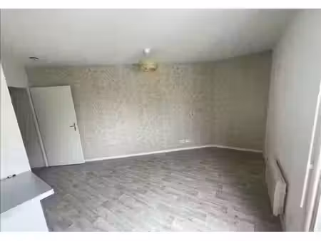 appartement de 32m² récent 2017 tram