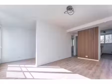appartement t4 de 63m² parking parc