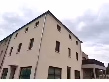 location meublée appartement 1 pièce 19 m² à uckange (57270)  700 €