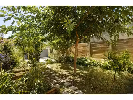 maison de charme avec jardin arboré - la ciotat