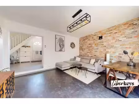 maison de ville 4 pièces – 77 m² - rooftop de 35 m² et terrasse plein sud
