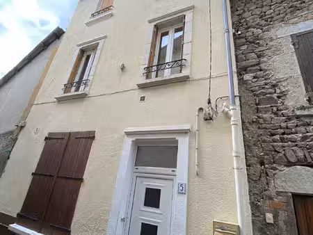 villa de 76.3m2 à louer 450 eur par mois à courpière (63)