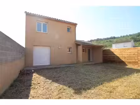 a vendre maison avec jardin et garage