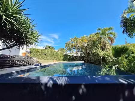 dampierre – villa d’architecte avec vue mer  piscine à débordement et autonomie en eau