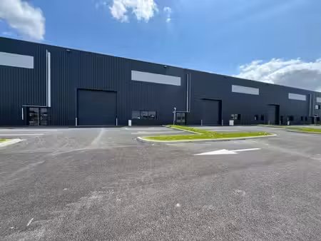 vente local d’activités donges 44480 368m² à 1479m²