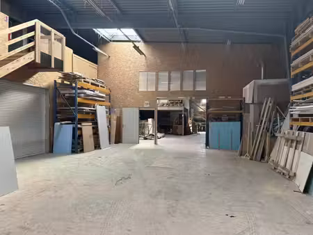 vente local d’activités 1839m²