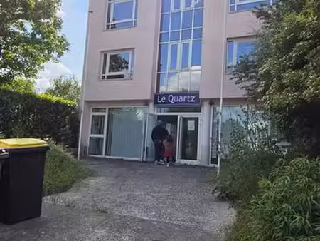 bureau 60 m² + jardin privatif 50 m² – orly