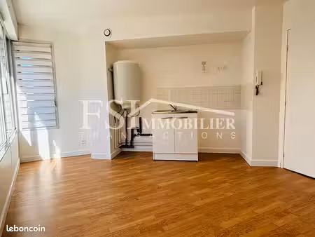 studio 1 pièce 19 m²
