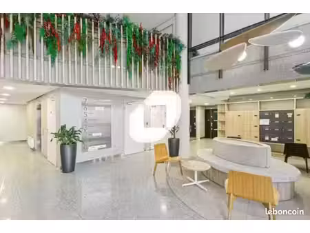 bureaux 367 m²