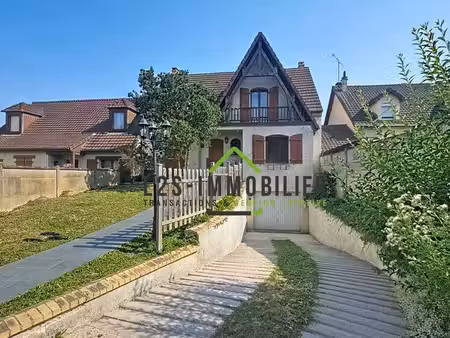 maison 5 pièces 109 m²