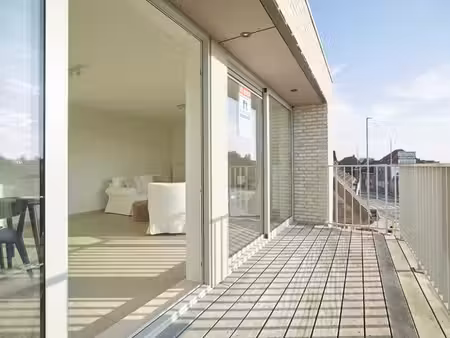 ruim en stijlvol appartement met 3 slaapkamers en slimme...