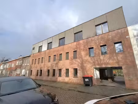 bien professionnel à louer à wilrijk € 2.900 (lrcng) - cd-vastgoed | zimmo