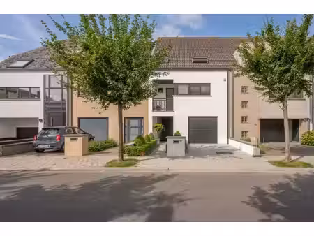 maison spacieuse située dans un emplacement de choix  à p...
