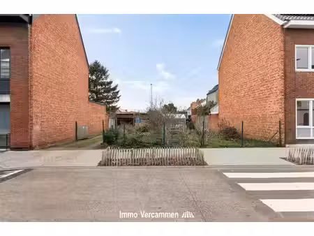 bouwgrond voor gesloten bebouwing met opp.138 m² te mechelen