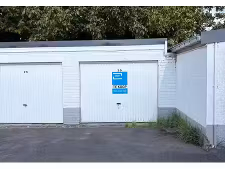 garage fermée excellemment située