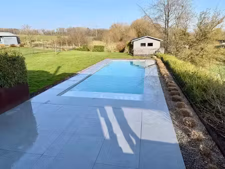 maison 5 ch. avec piscine et jardin 1219m²