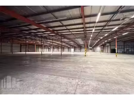 espace d’entrepôt de 6.014 m² à kontich