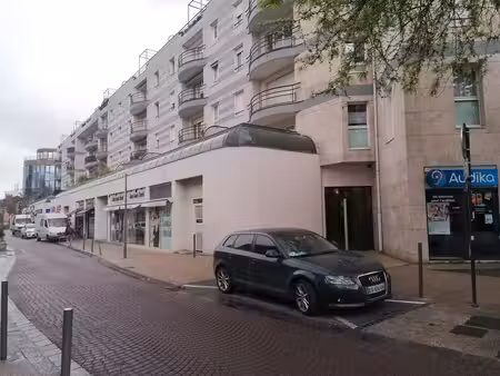 aulnay sous bois centre gare t2 44 m² parking et cave