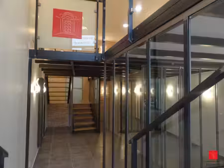 local professionnel de type bureaux