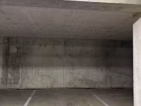 nantes - parking
