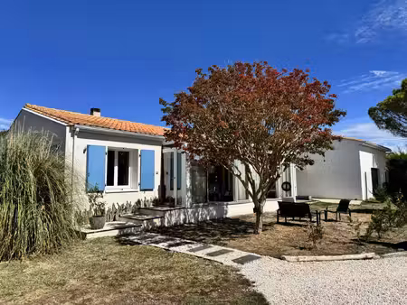 pavillon de 130 m² avec beau garage et jardin