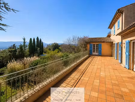 grimaud authentique bastide provençale à deux pas du villa