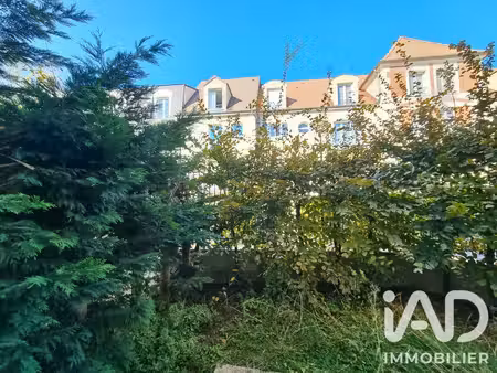 appartement à voisins-le-bretonneux (78960)