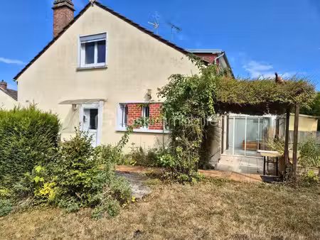 maison de 93 m² à dreuil-les-amiens