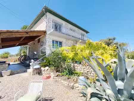maison en pierre de 146 m² à lavardac