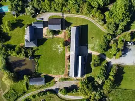 vente longère et corps de ferme à saulges (53340) : à vendre / 1175m² saulges