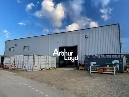 location local d’activités 740m²